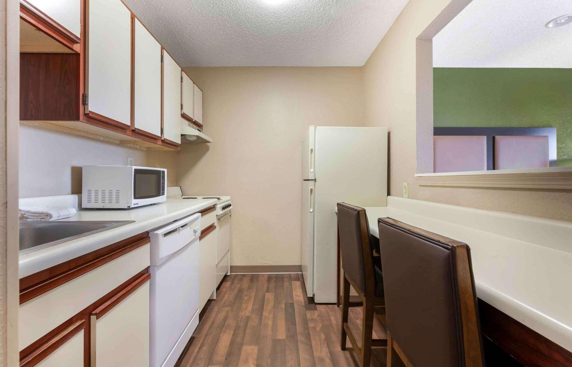 Extended Stay America Suites - Evansville - East Экстерьер фото