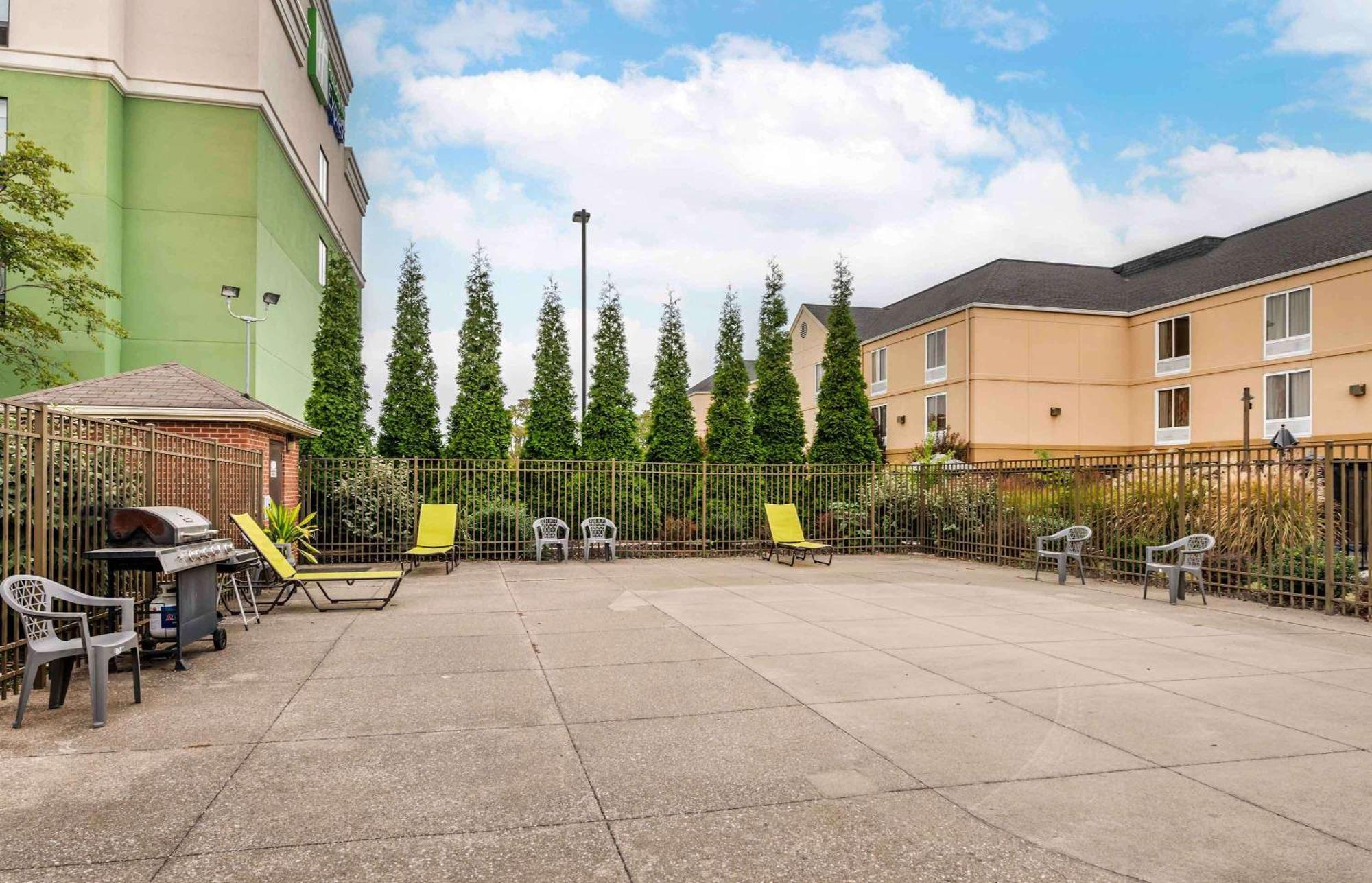 Extended Stay America Suites - Evansville - East Экстерьер фото