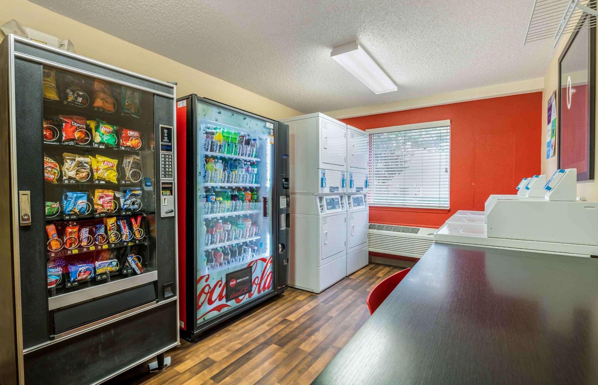 Extended Stay America Suites - Evansville - East Экстерьер фото