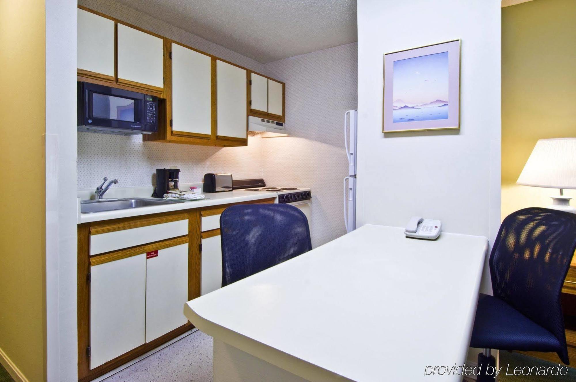 Extended Stay America Suites - Evansville - East Экстерьер фото